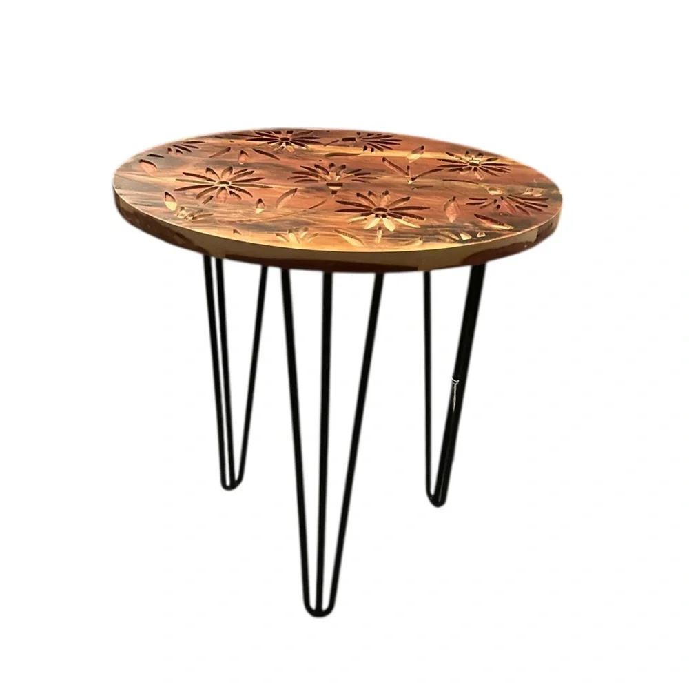 Handmade Wood Flower Pattern Table - Picture 3 of 4